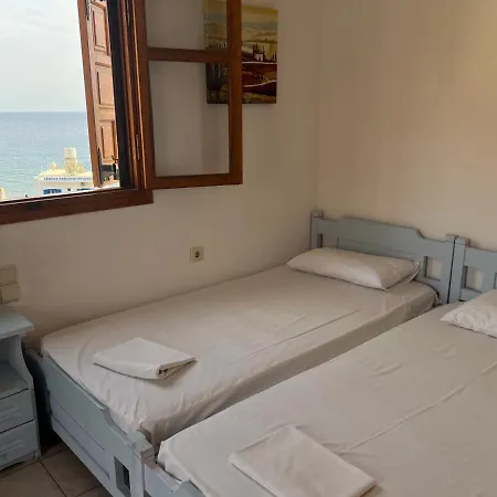 Panorama Zimmer Und Apartments Léntas Extérieur photo