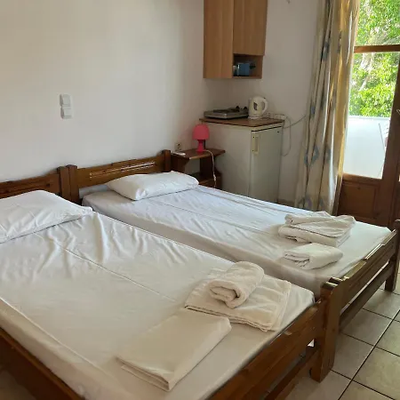 Panorama Zimmer Und Apartments Léntas Extérieur photo