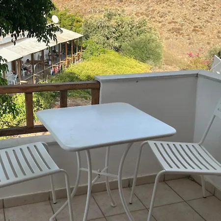 Panorama Zimmer Und Apartments Léntas Extérieur photo