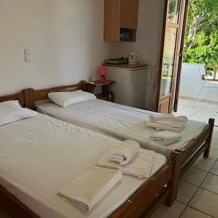 Panorama Zimmer Und Apartments Léntas Extérieur photo